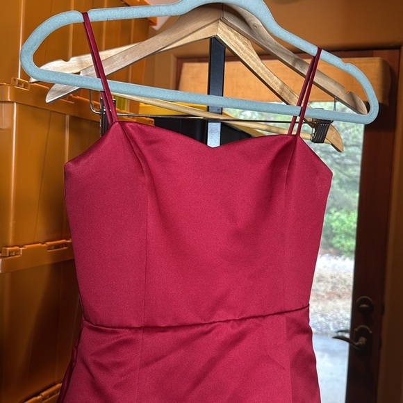 David’s Bridal Bridesmaid Dress Apple Red Size 0 - Picture 3 of 9